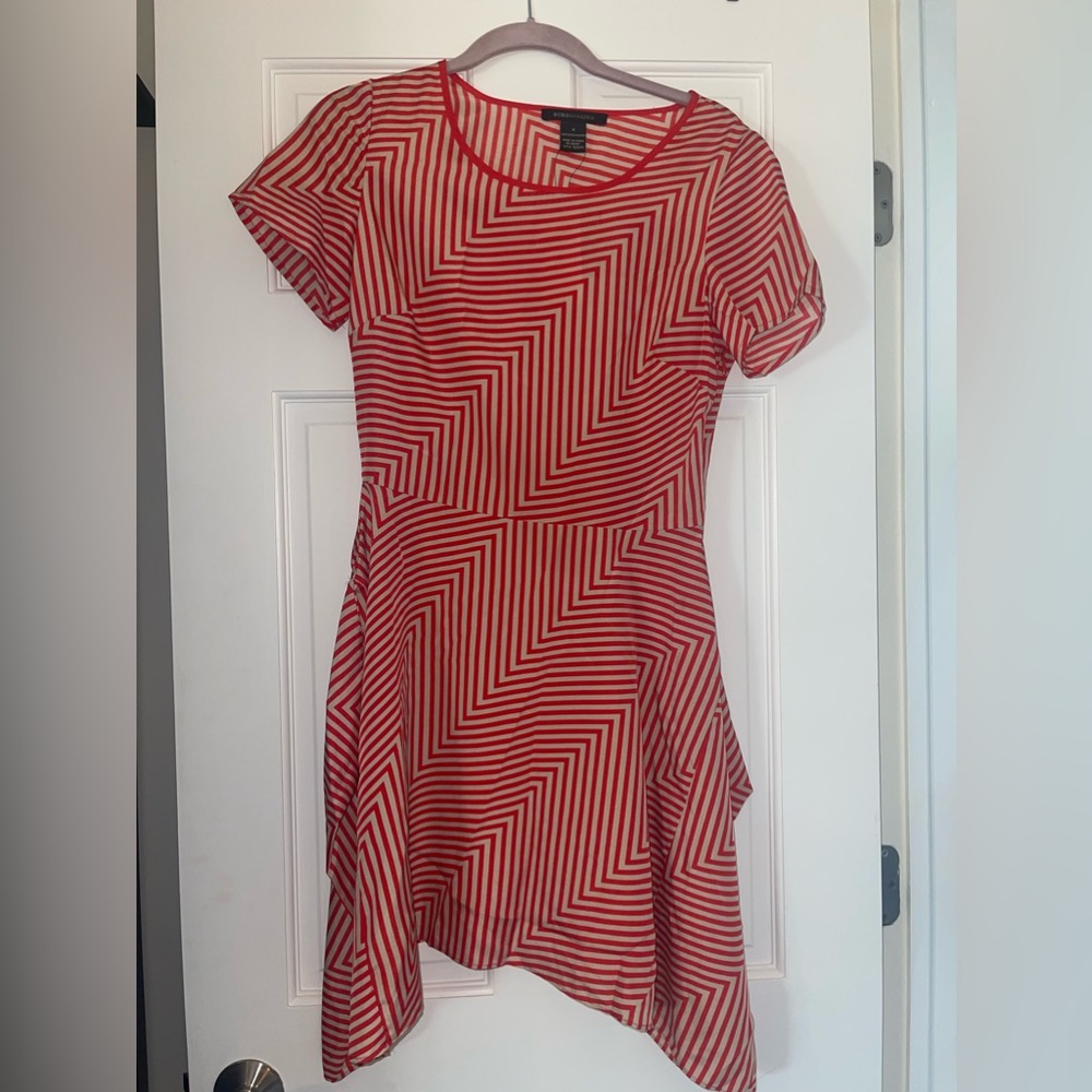 BCBG short sleeve dress. Size small NWT